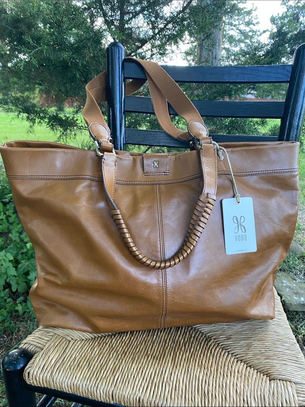 HOBO Romy Max Tote in Truffle